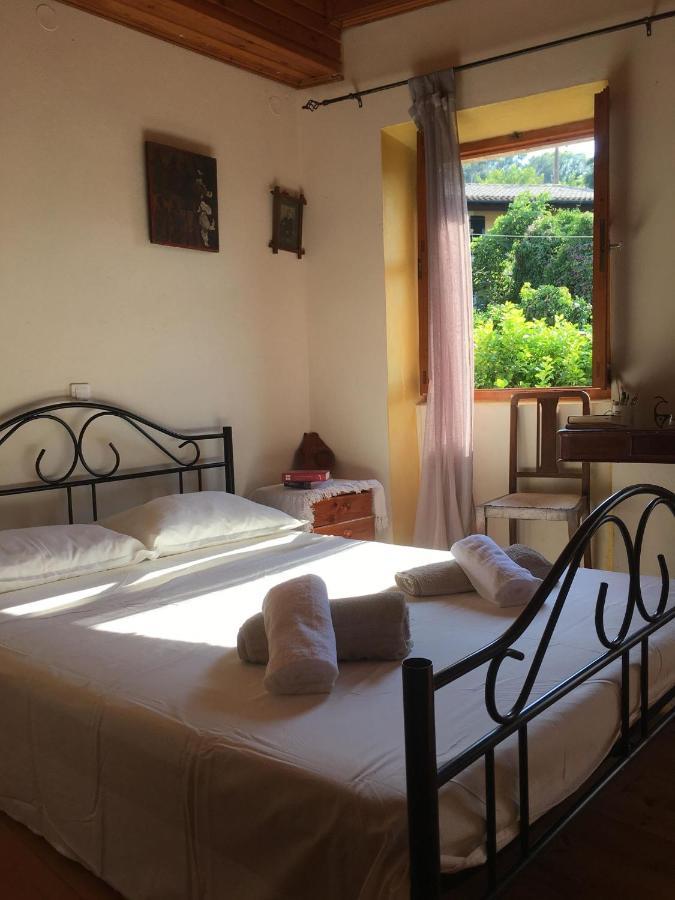 Sinarádes Country Traditional House In Corfu Village, Greece מראה חיצוני תמונה